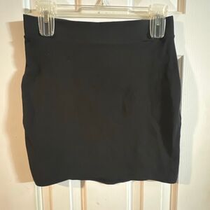 Divided by H&M Basic Women's Black Stretch Pencil Mini Skirt Size Small